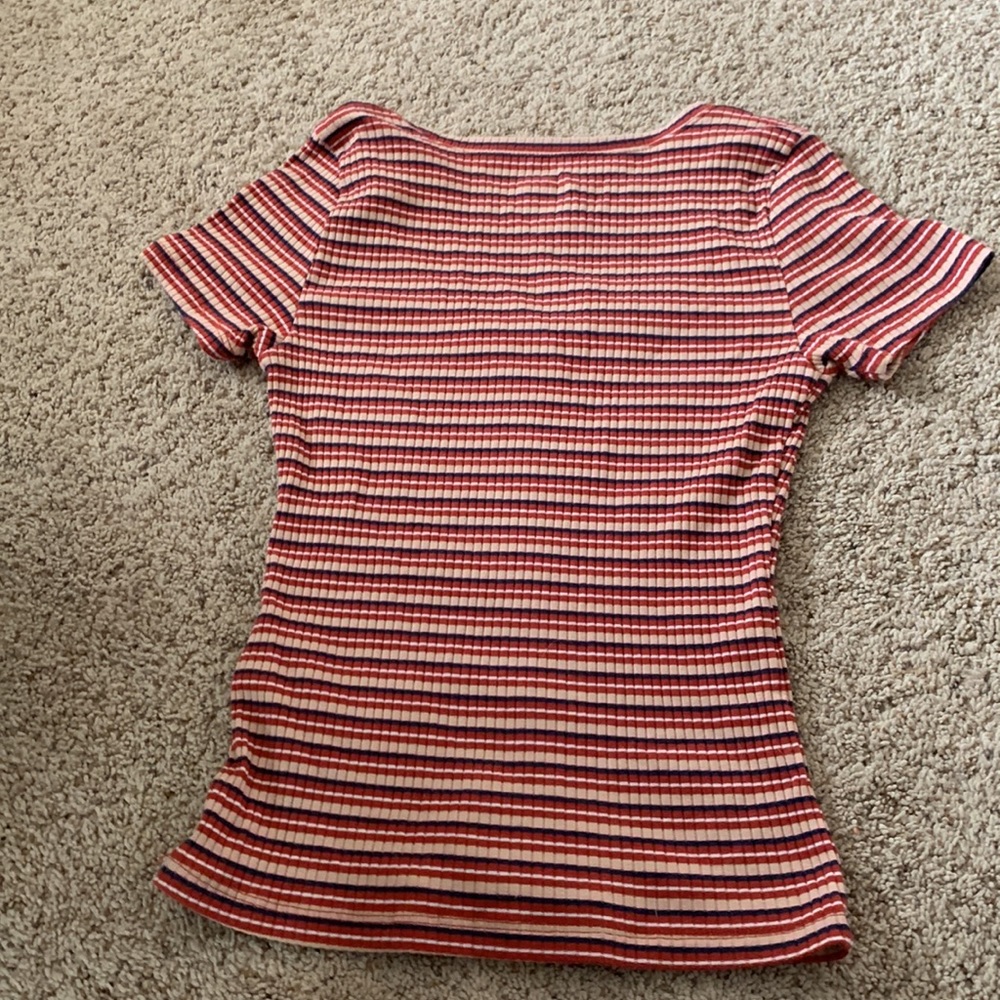 Hollister tee size small - Picture 3 of 3